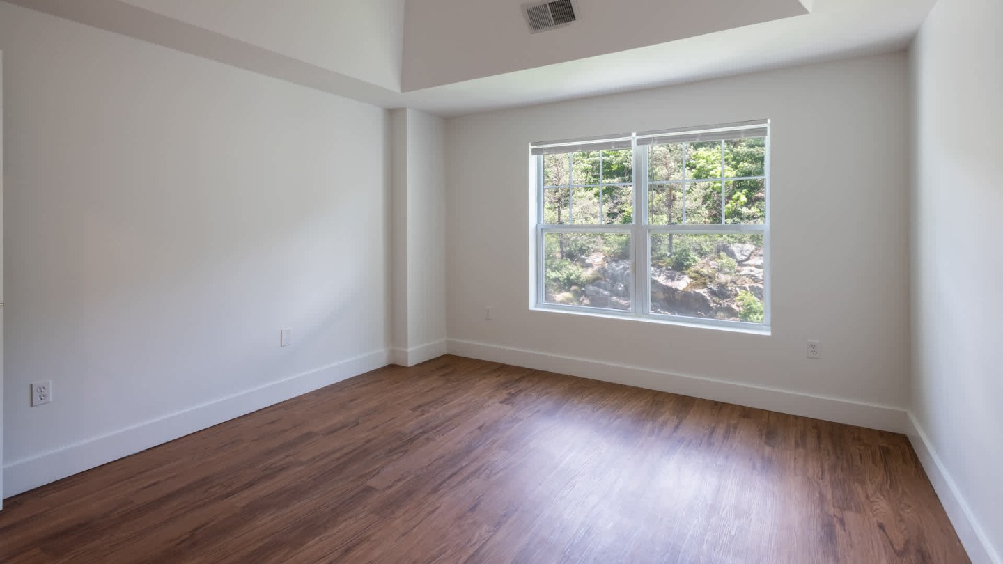 Rosecliff Image 12