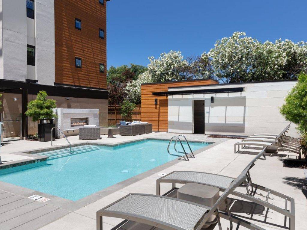 Santana Terrace Image 3