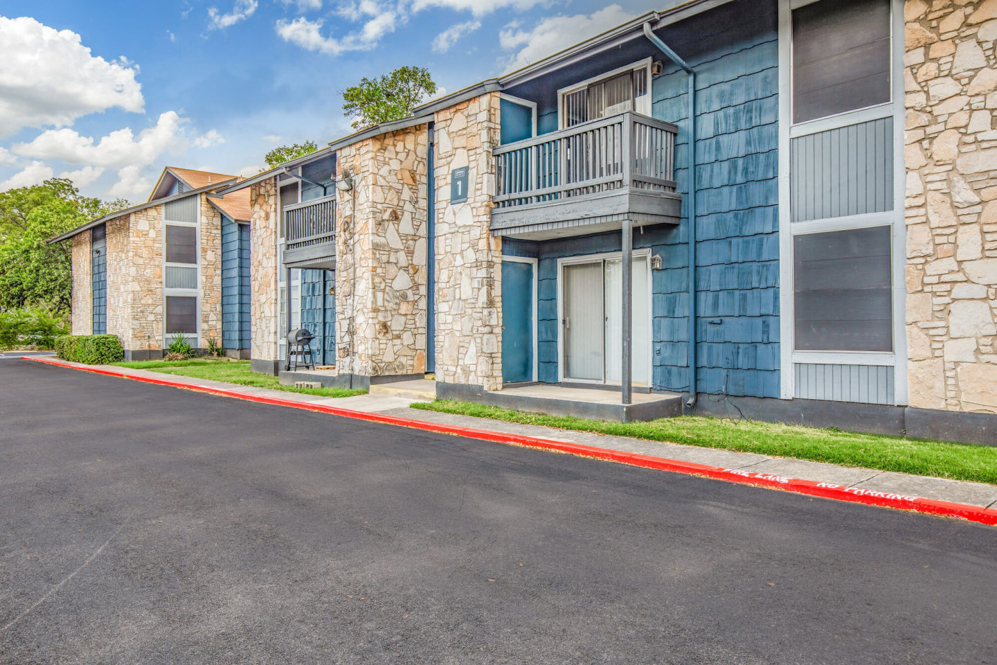 Uptown Heights Image 12
