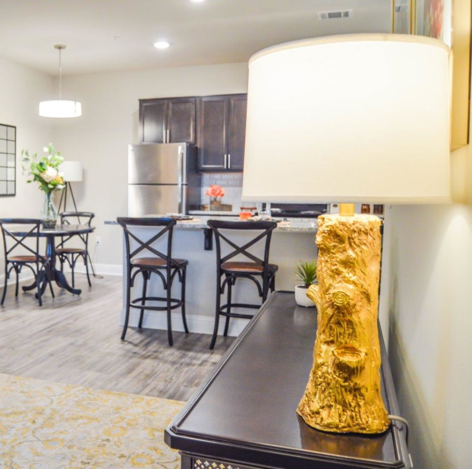 Silver Oaks Image 22