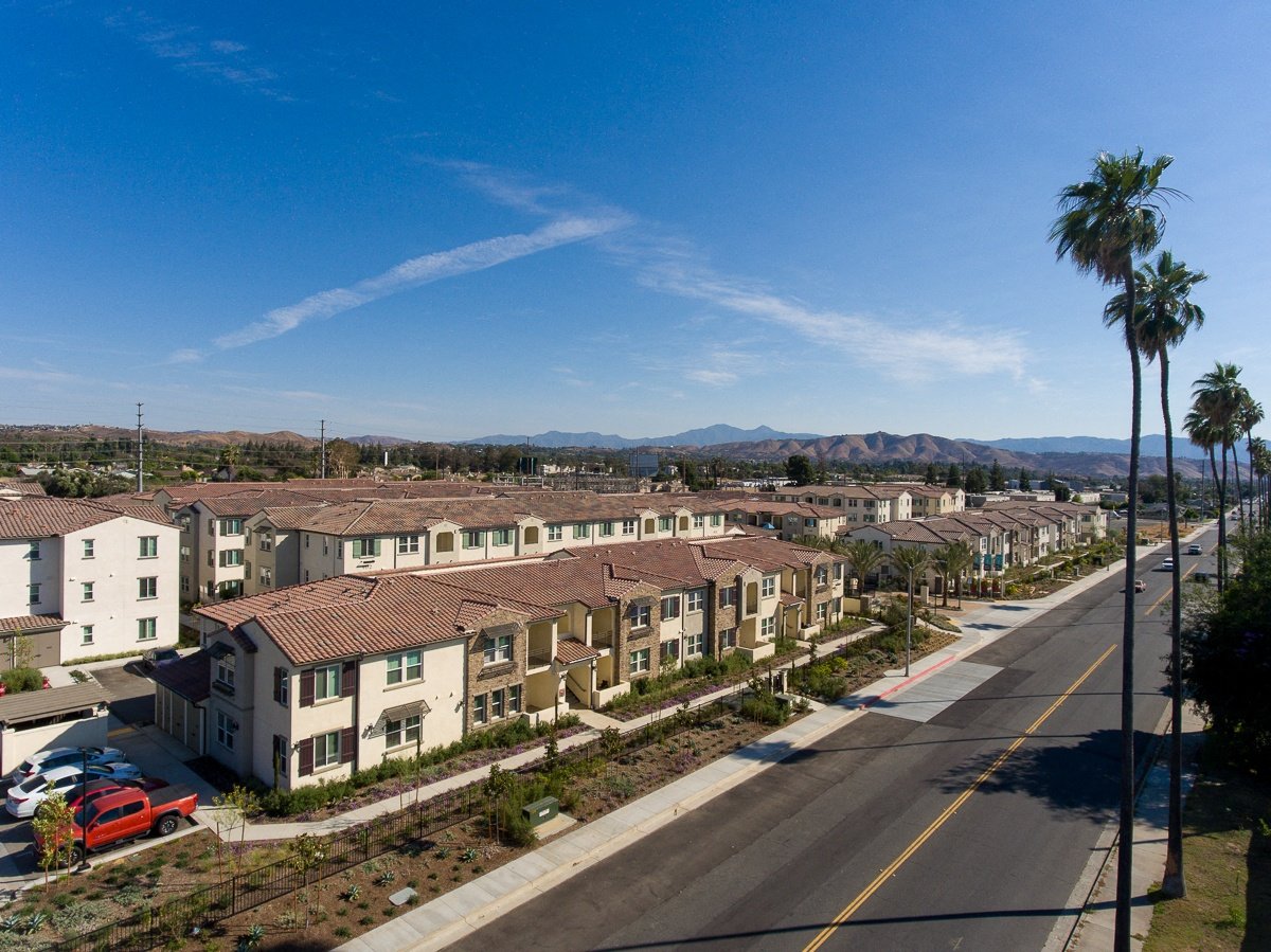 The Hawthorne Image 32