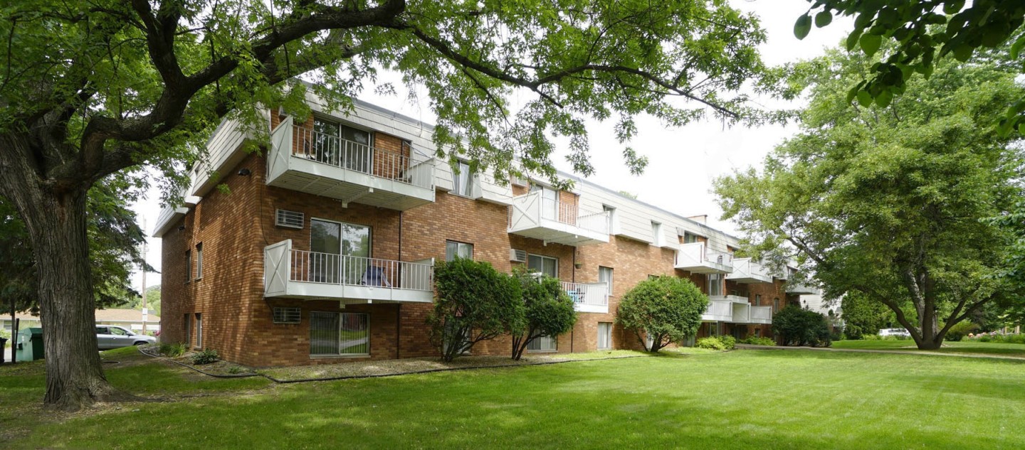 Lake Phalen Place Image 15
