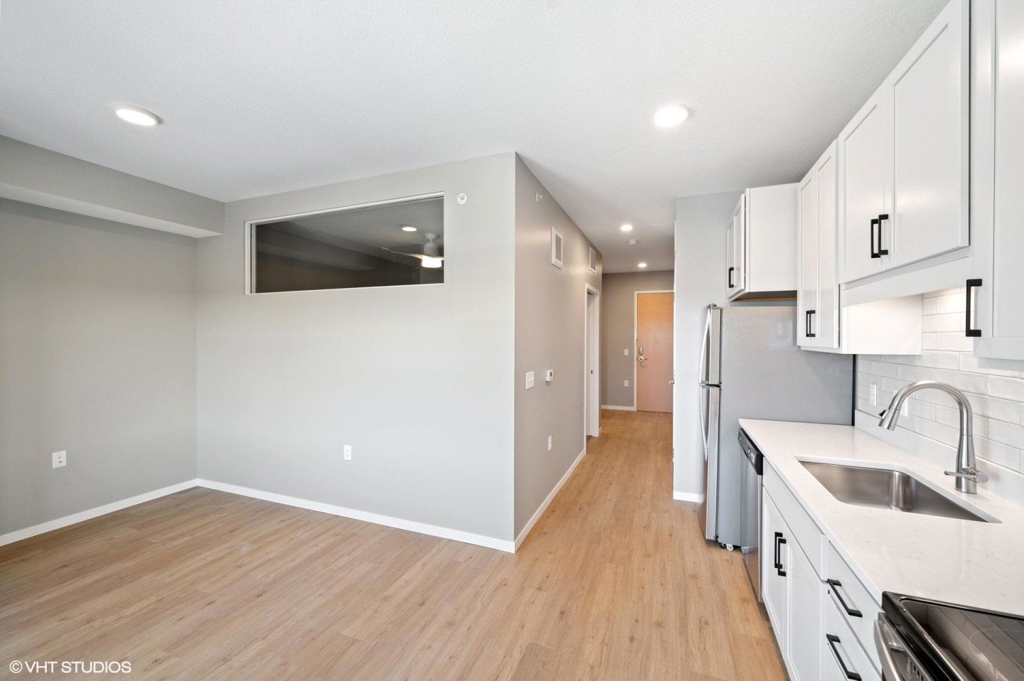 Lago Apartments Image 34