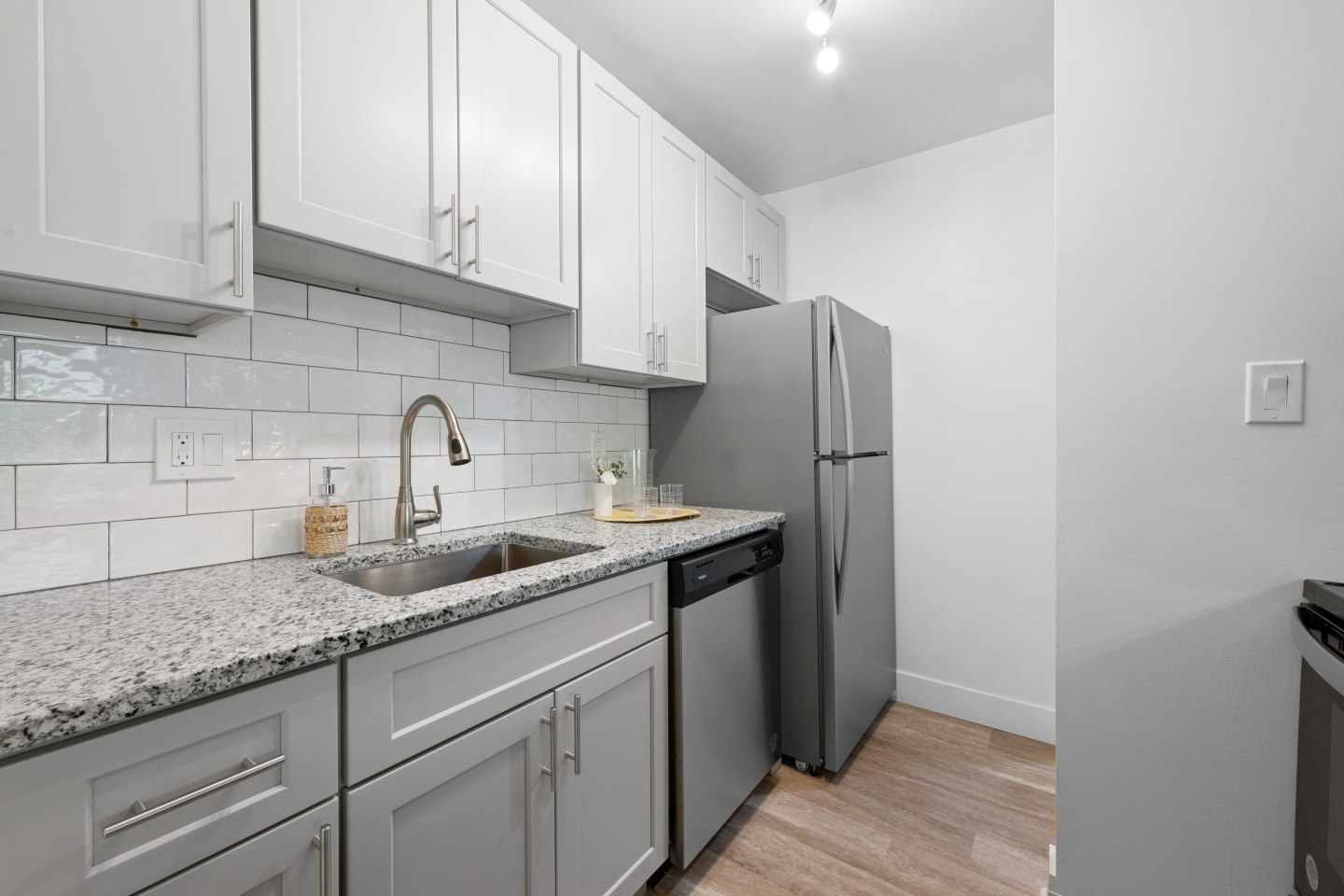 Gainsborough Court, Churchill Mews, and Copperfield Square Apartments & Townhomes Image 77