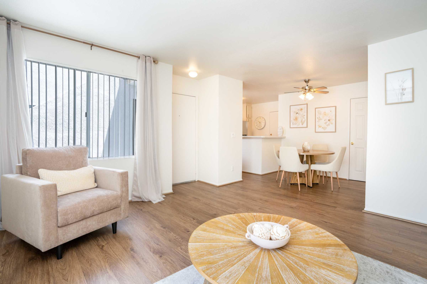Riverpark apartment homes Image 76
