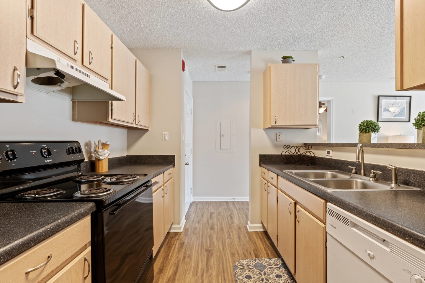 Cherry Grove Commons Apartments Image 3