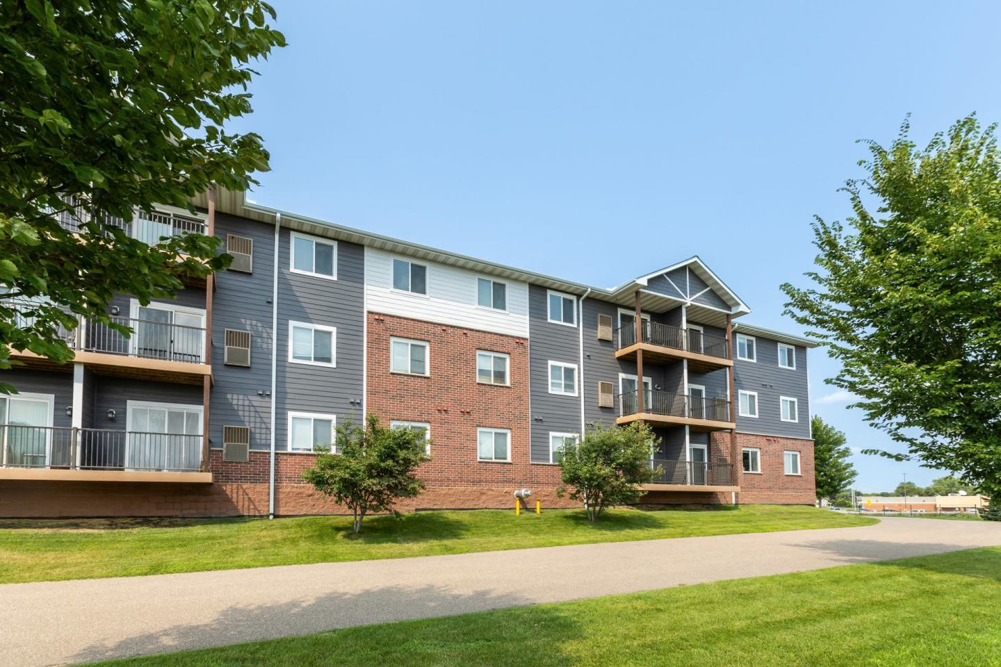 Emberwood Apartments Image 25