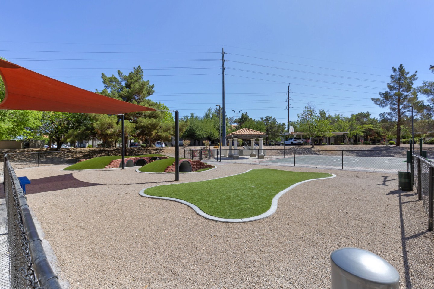 Solis at Flamingo Image 19