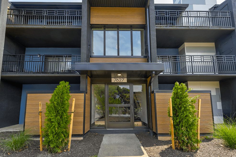 The Woods of Fairfax Apartments of Lorton Image 1
