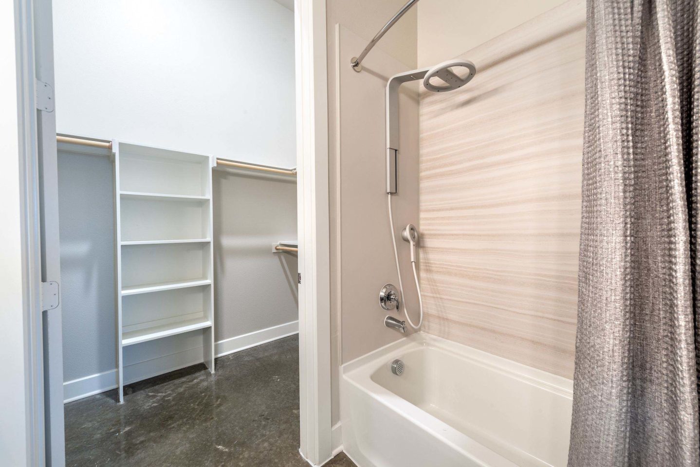 Lakeview Image 9