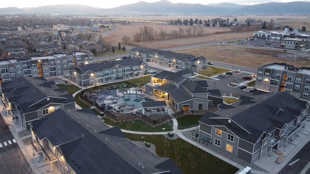Icon Apartment Homes at Ferguson Farm Image 14
