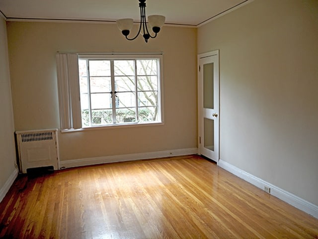 MONTEREY GARDEN APARTMENTS Image 9