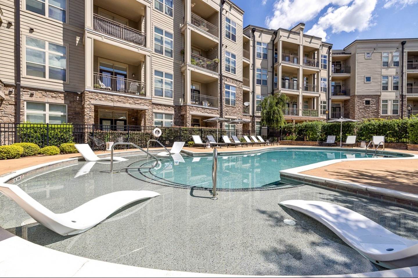 Lofts at Weston Lakeside Image 1