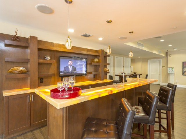 Colony at Dadeland Image 6