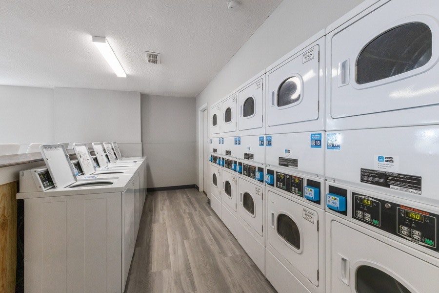 Townsend Apartments Image 3