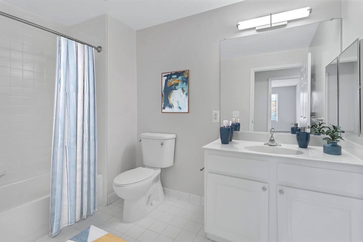Ashbury Court Apartments Image 6