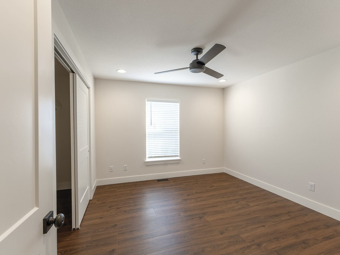 Highland Park Image 11