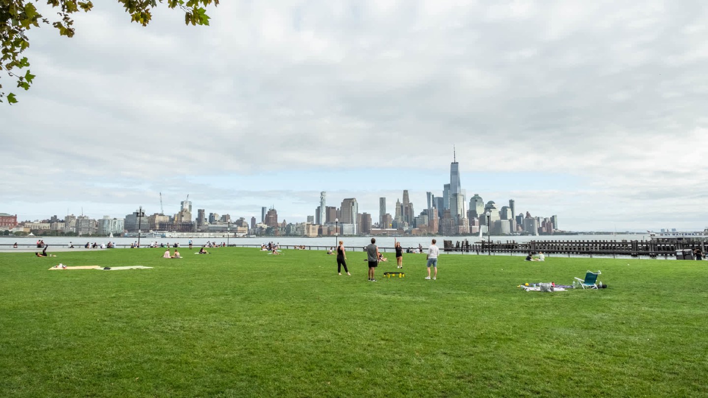 77 Park Avenue Image 50