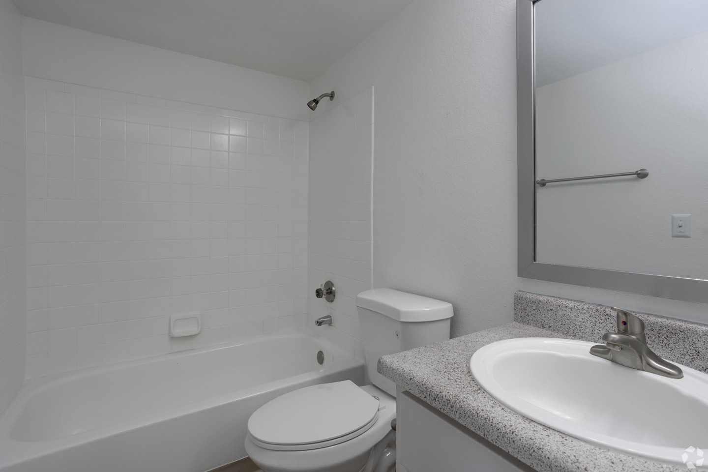 The Place at 2120 Image 34