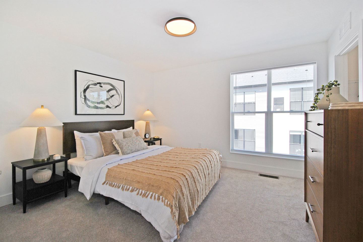 Avant Apartments Image 31