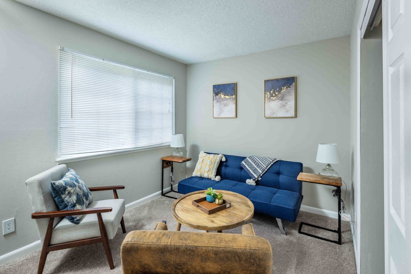 Grand Arbor Reserve Apartment Homes Image 4