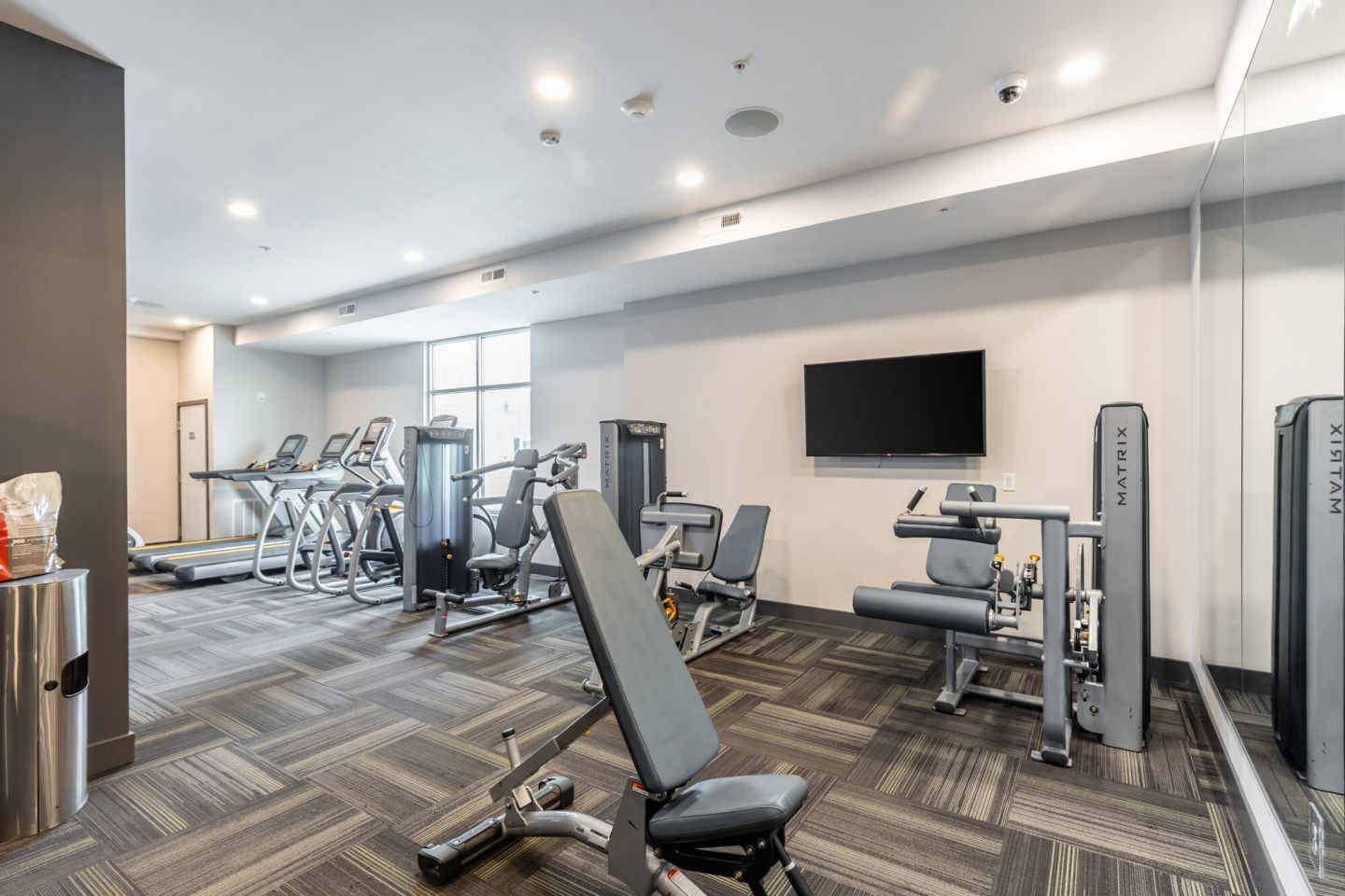 Wilshaw Apartments Image 28