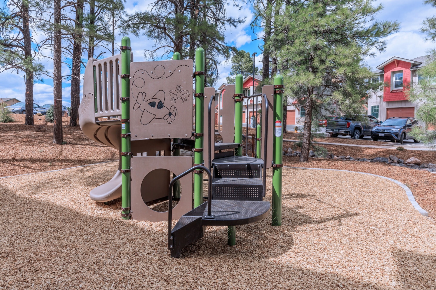 Trailside Apartments Image 48