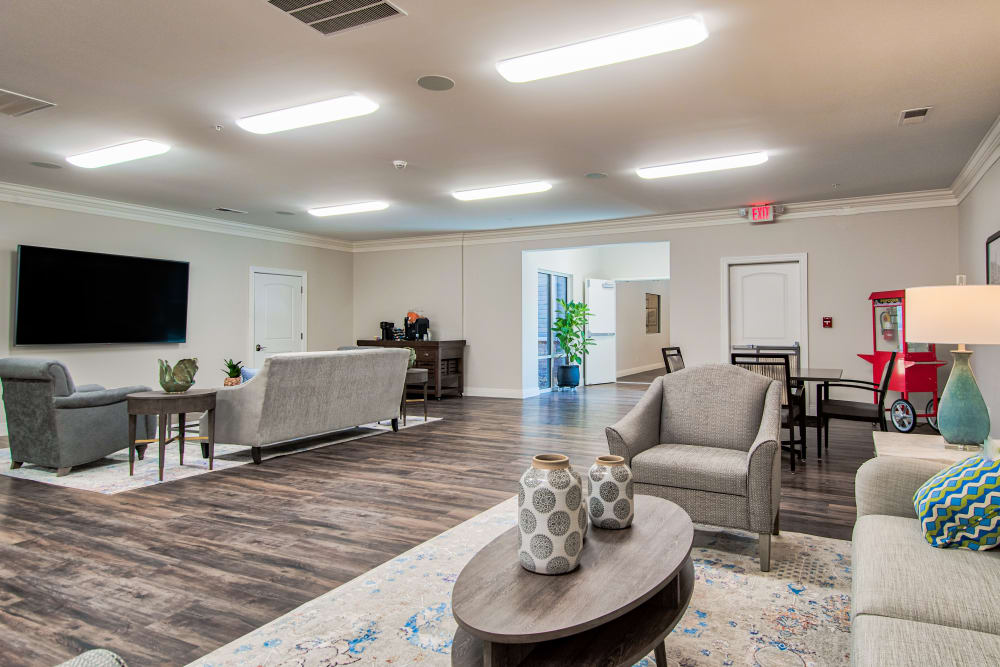 Retreat at Leisure Living Image 8