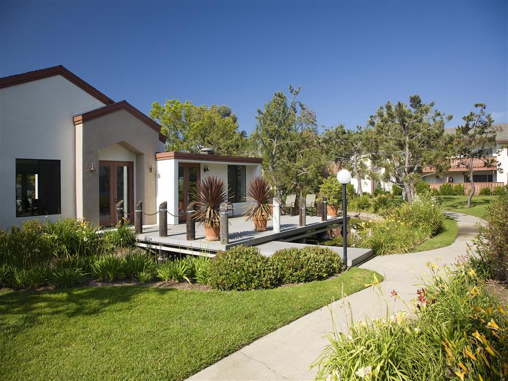 Pacific Oaks Image 21