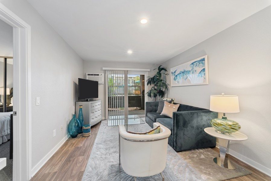 Pointe Luxe Apartment Homes Image 6