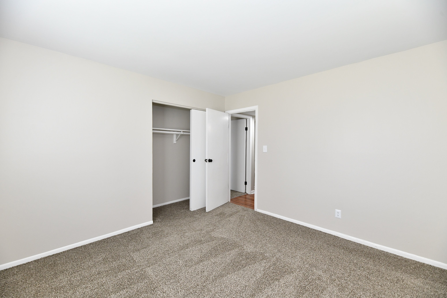 Cedars Apartments Image 15
