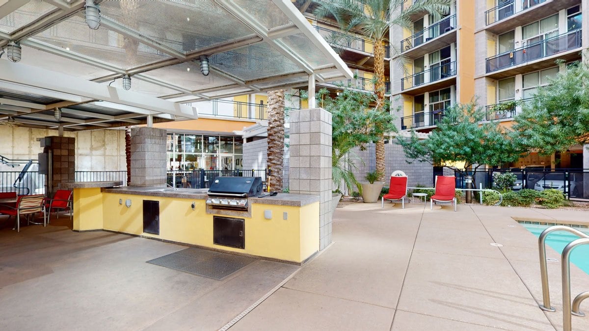 Skyline Lofts Apartment Homes Image 17