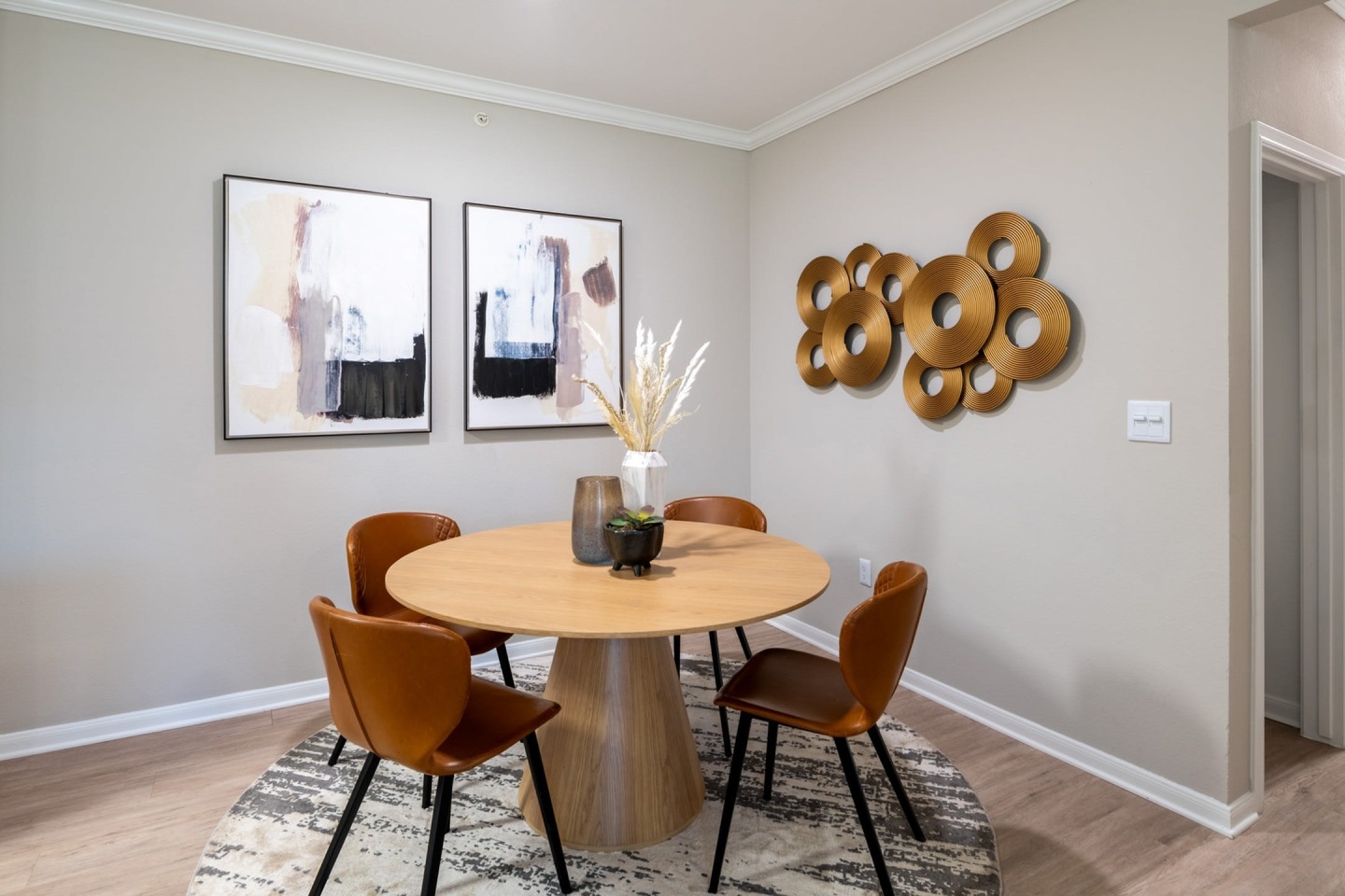 The Pointe at Vista Ridge Apartments Image 4
