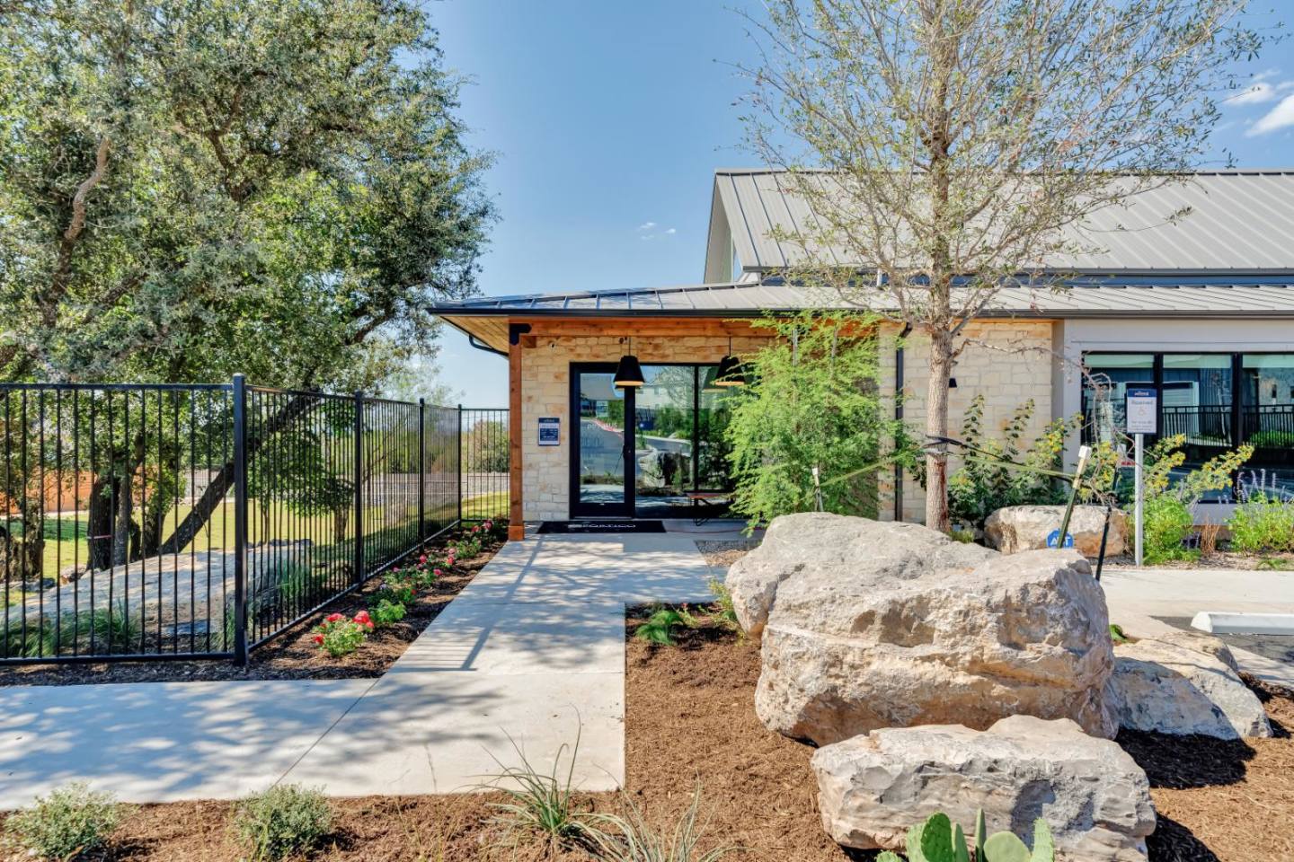 ParcHAUS at Mustang Drive Image 37