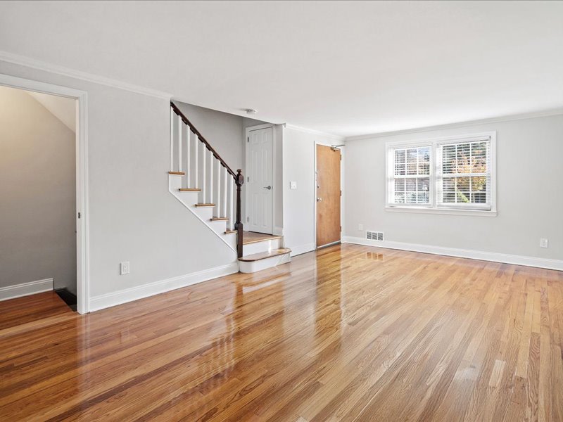 Spring Hill Apartments Image 30