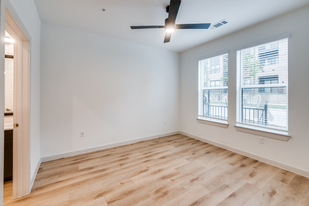 Burnett Lofts Image 20
