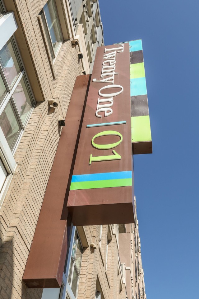 TwentyOne01 on Market Apartments Image 46