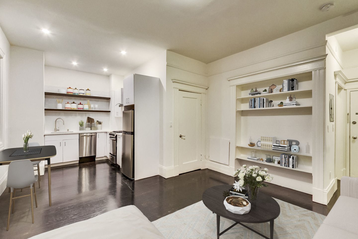 605 Jones Image 11
