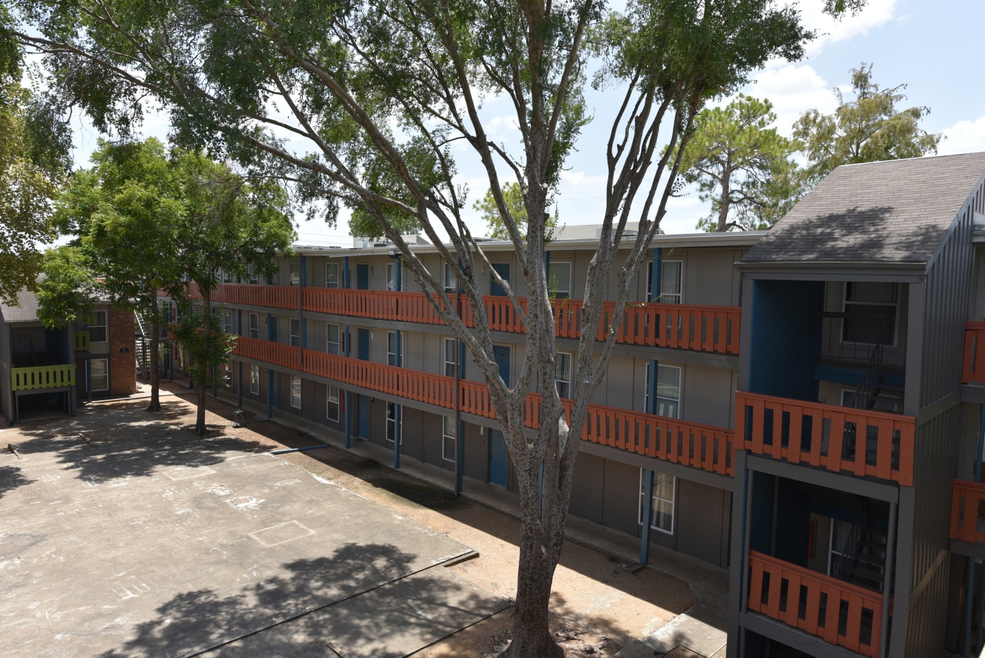 Mariposa Flats Image 1