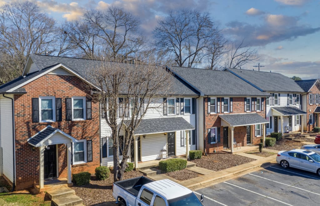 Ashbrook Village Image 13