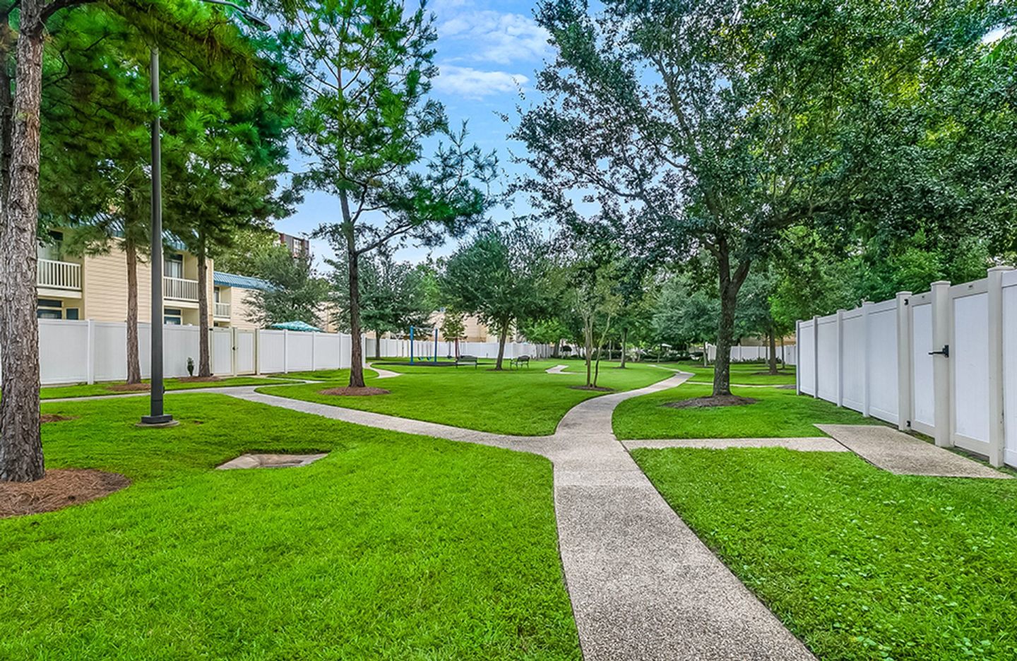 Parktowne Townhomes Image 37
