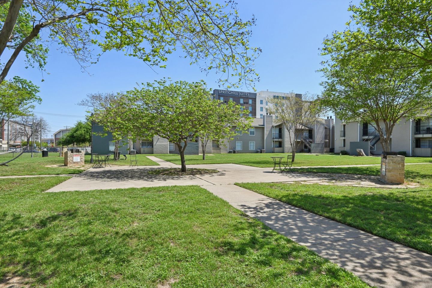 Abbey Glenn Apartments Image 89