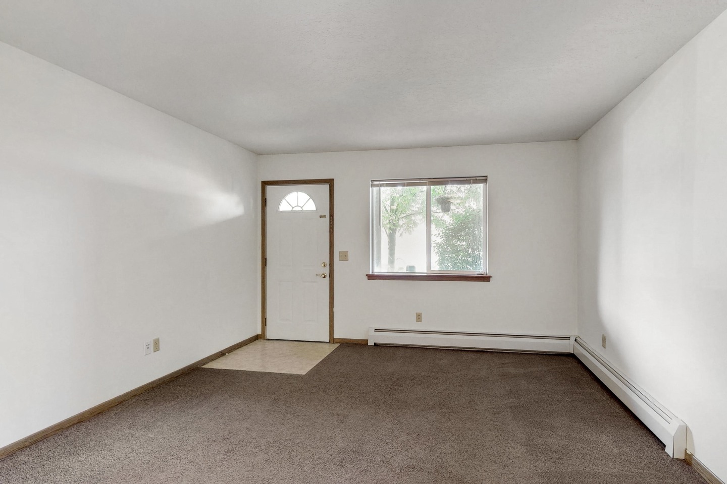 Ashford Apartments Image 25