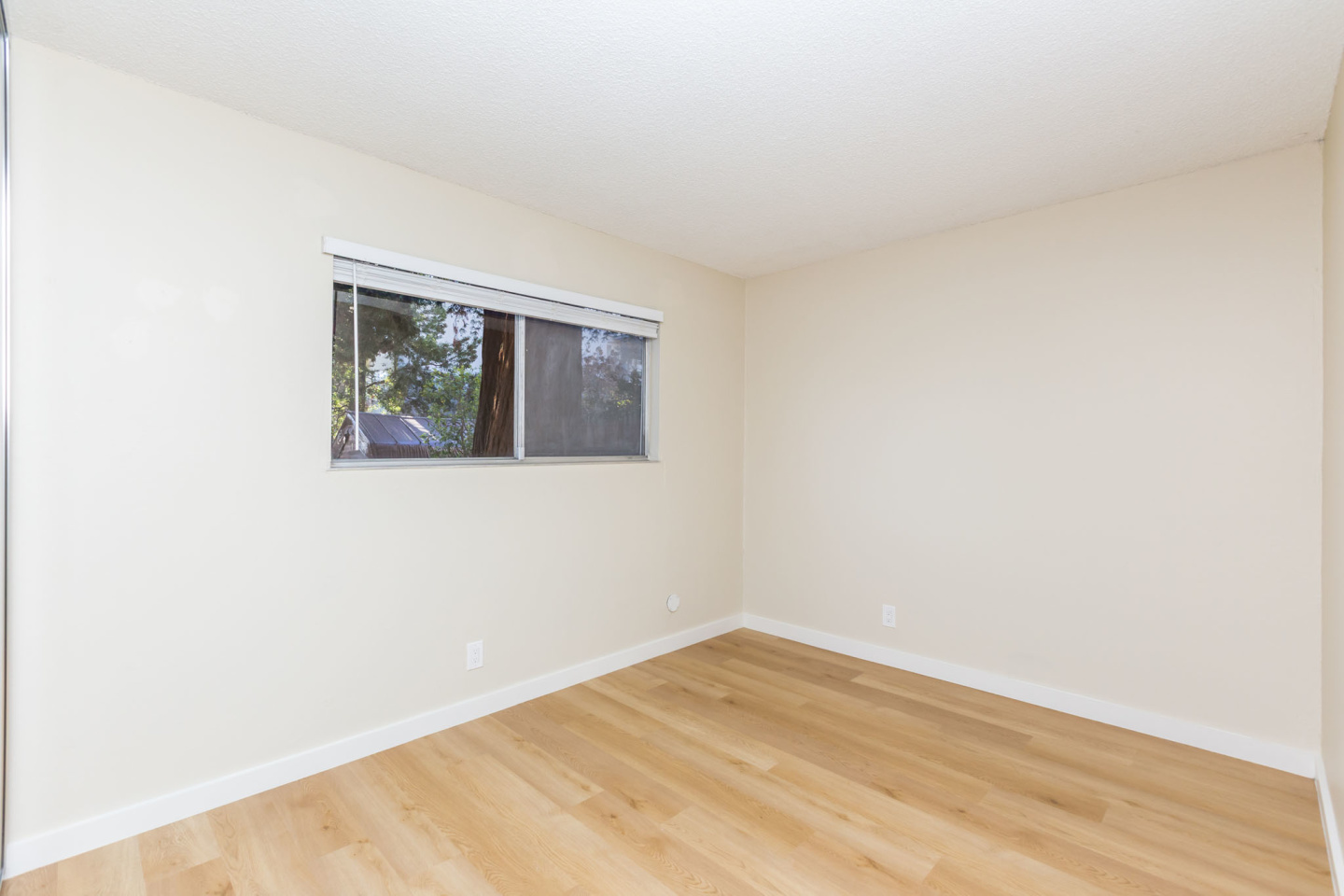 345 MacArthur Apartments Image 36