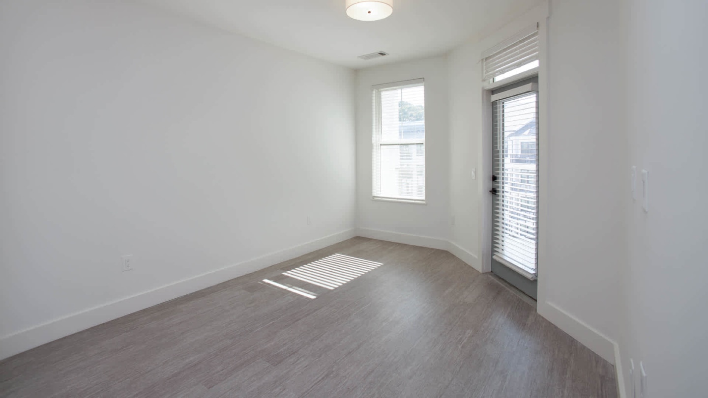 Luna Upper Westside Image 21