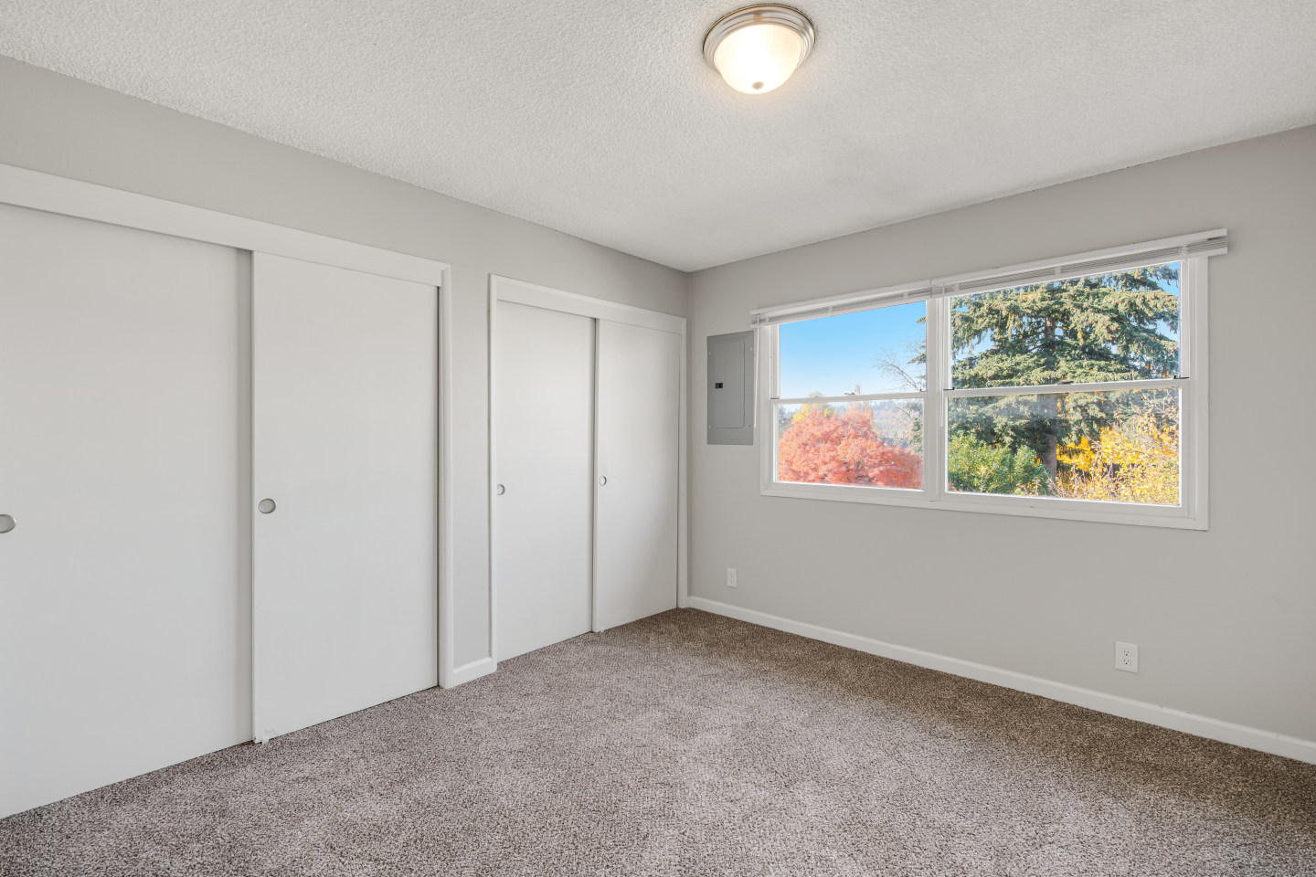 Monroe Manor Apartments Image 3