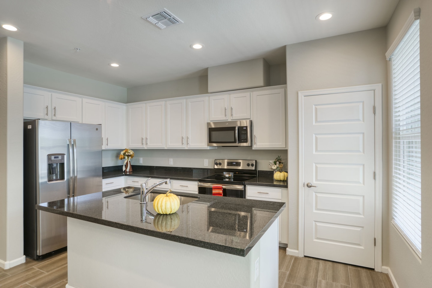 BB Living at Val Vista Image 13