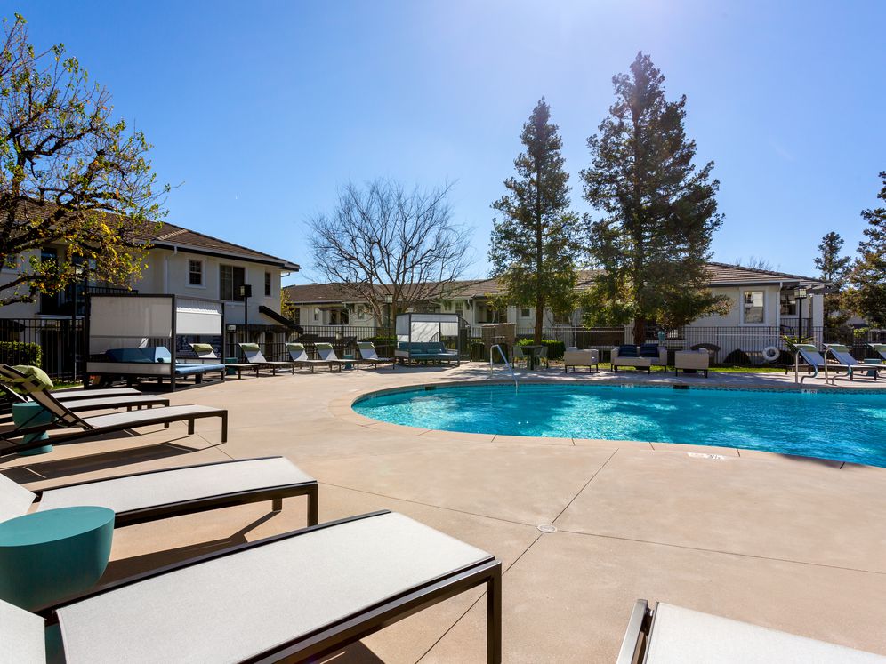 Avalon Oak Creek Image 36