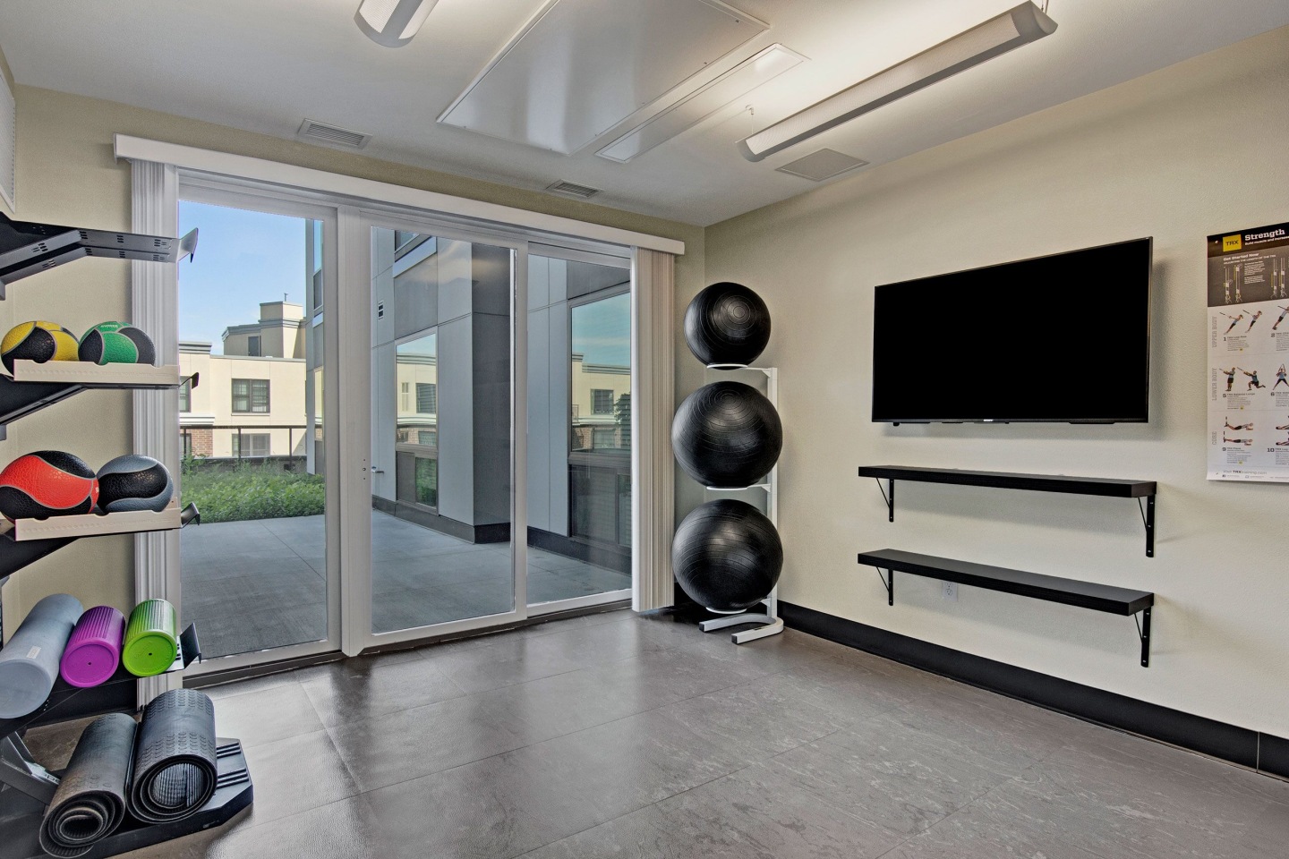4800 Excelsior Image 14