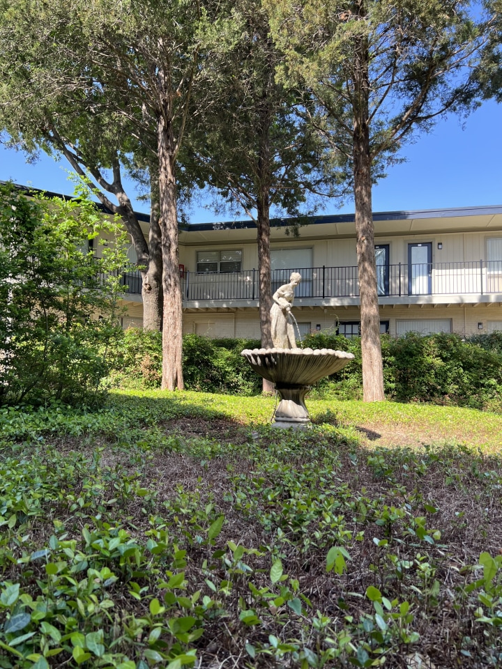 Fairfax Apartments Image 18